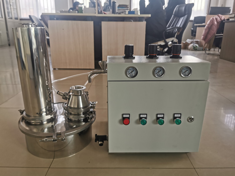 湖南某藥廠采購西藥超微粉碎設(shè)備-MQP-Lab圓盤式氣流磨