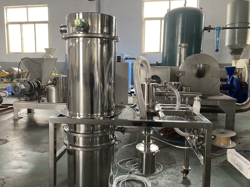 寧波某大學(xué)納米二氧化鈦團(tuán)聚體解聚打散設(shè)備-MQP圓盤式氣流粉碎機(jī)