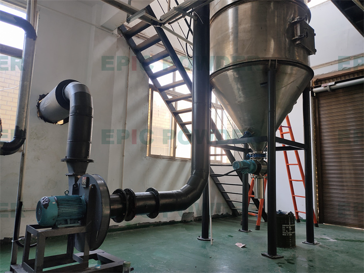 大型對(duì)撞式氣流粉碎機(jī)